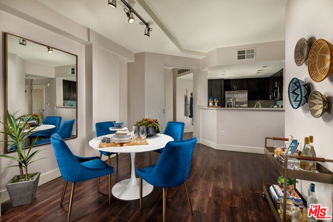 10833 Wilshire Blvd Unit: 524 photo 14