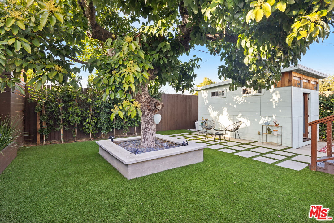 2405 Birkdale St photo 19