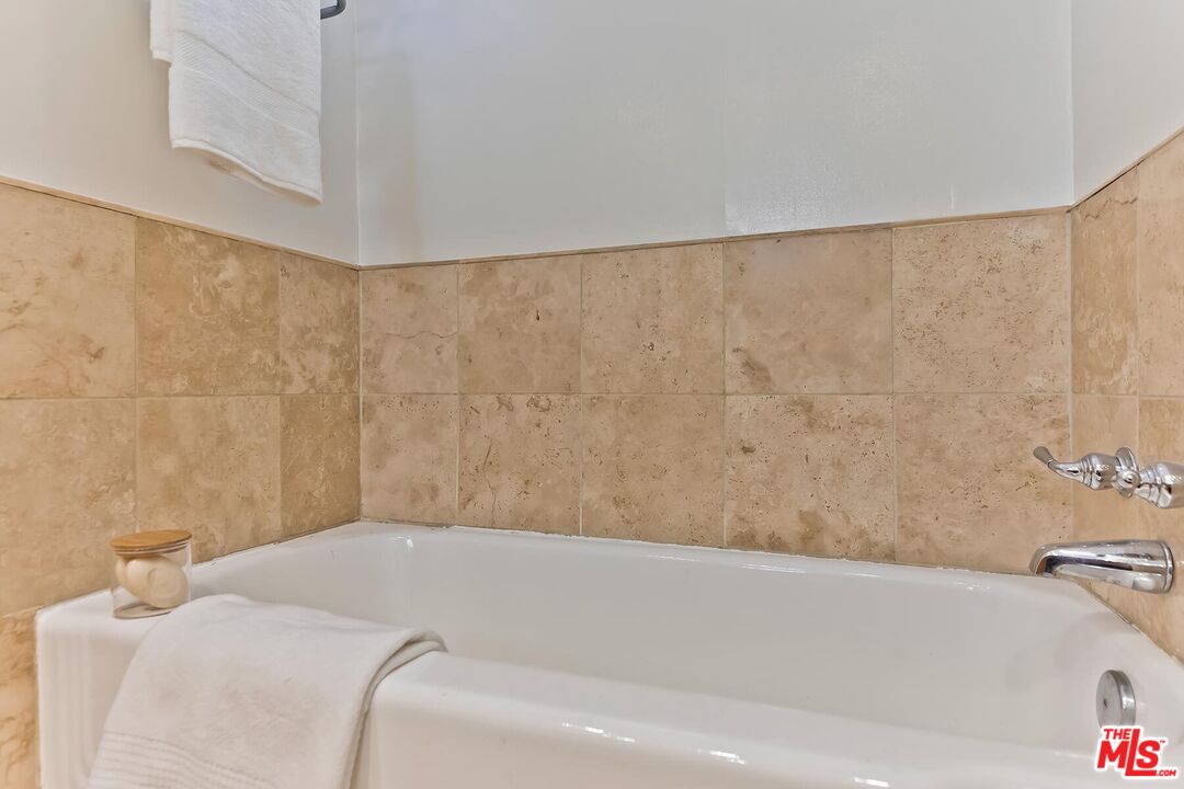 1200 N Flores St Unit: 209 photo 18