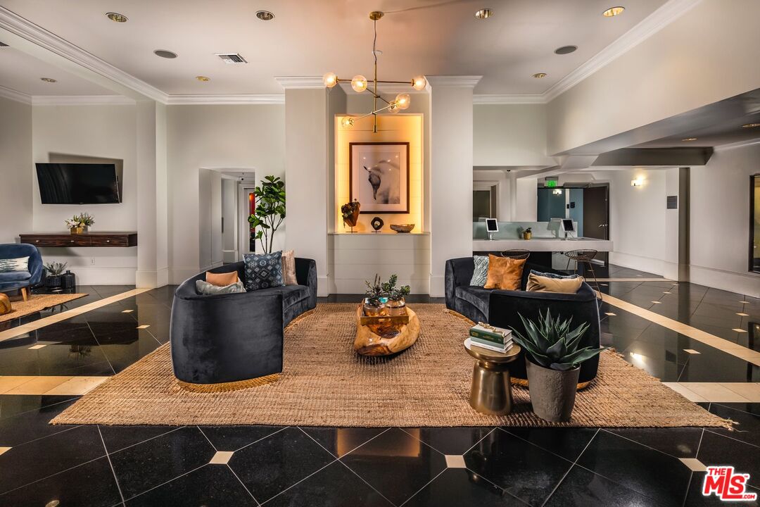 10833 Wilshire Blvd Unit: 524 photo 4