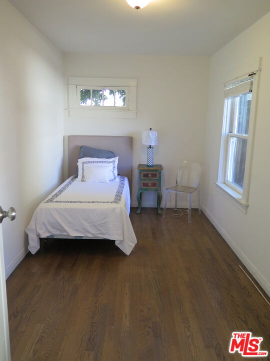 1444 Yale St photo 10